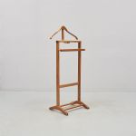 1267 8143 VALET STAND